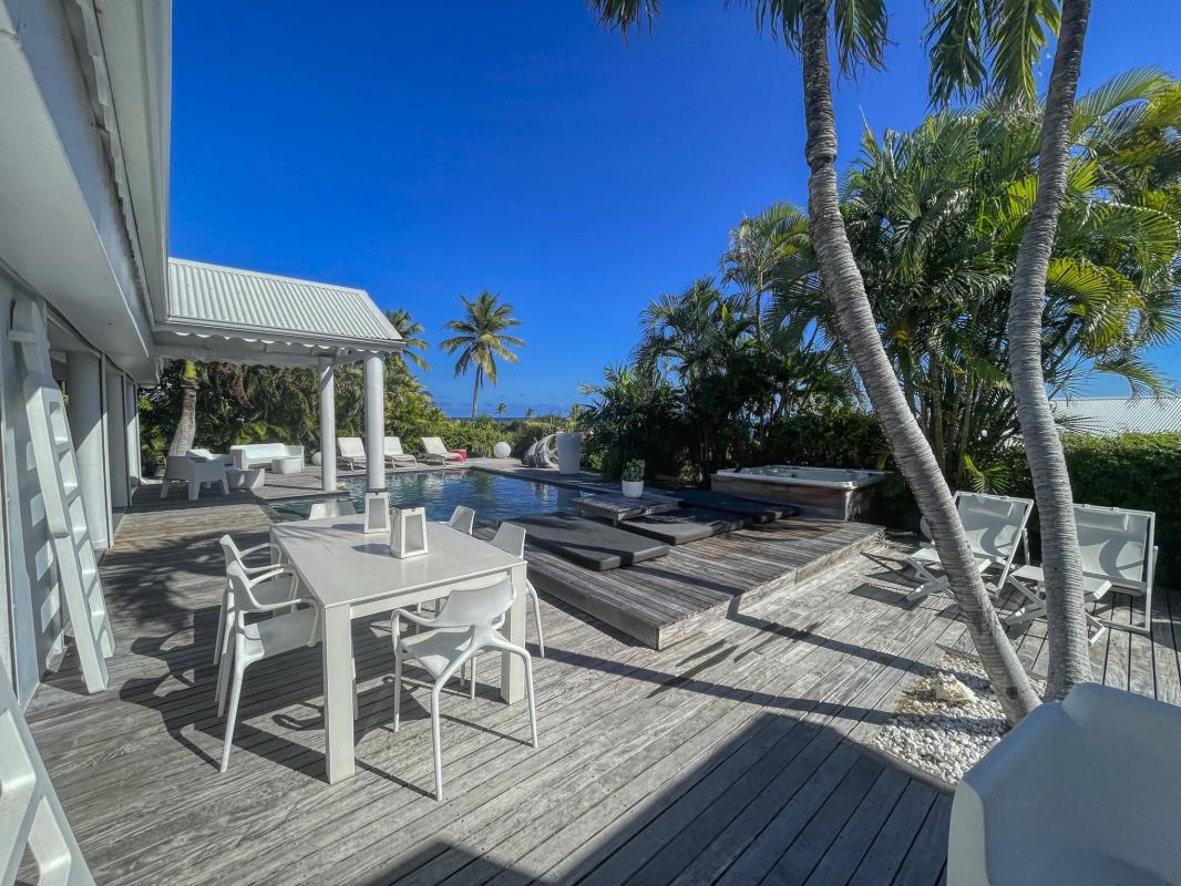 11.Location villa piscine Saint François Guadeloupe_piscine vue sur mer